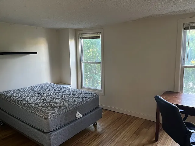 513 S Aurora St — Photo 8