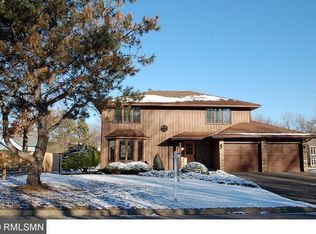 9331 Russell Cir S, Minneapolis, MN 55431