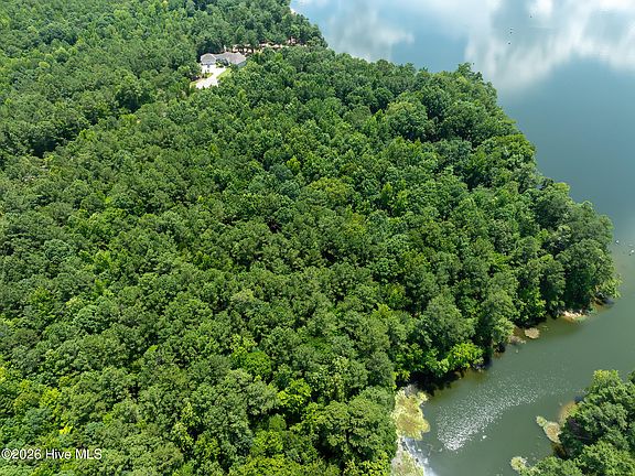 3rd image of 272 Riverhills Trail