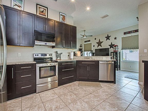 5th image of 2229 Backwater Ct