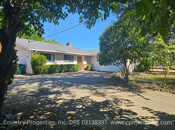 12183 Dry Creek Rd, Bella Vista, CA 96008