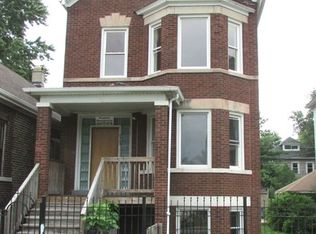 8549 S Escanaba Ave, Chicago, IL 60617