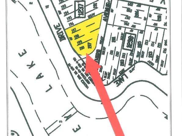 404 Godfrey Lake Dr, Brick, NJ 08724