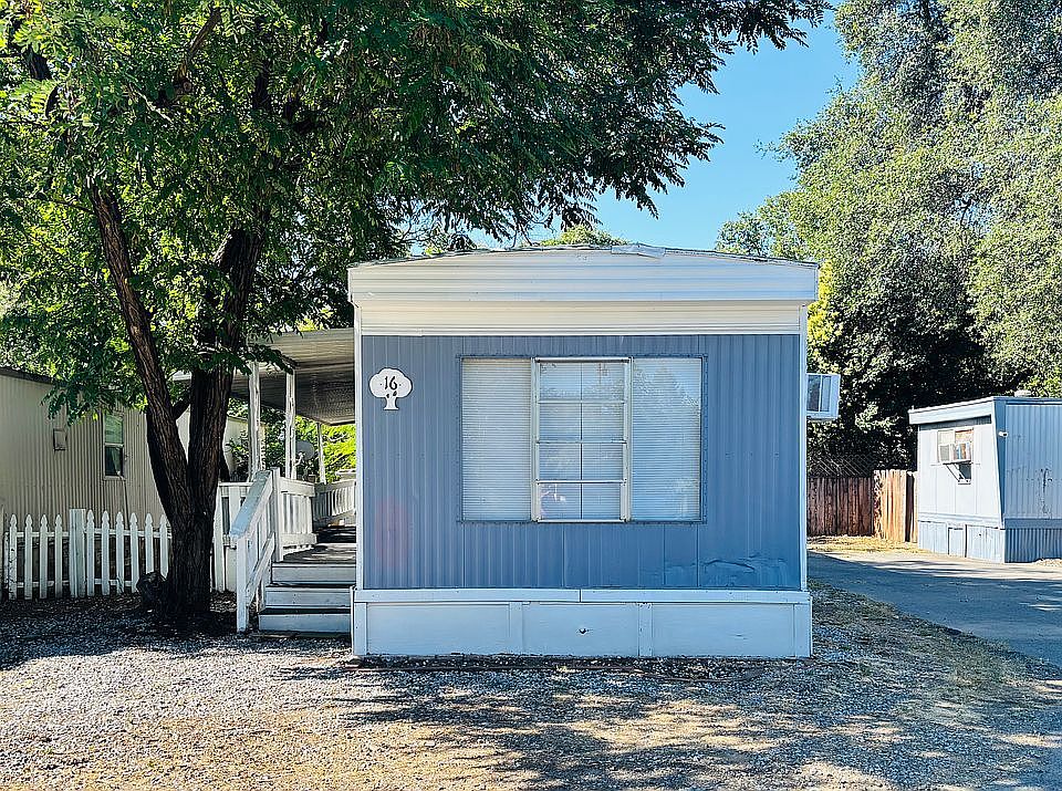 1st image of 2237 Jewell Ln Space 16
