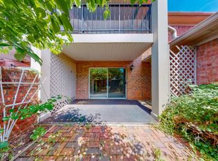 902 Forest Park Rd, Louisville, KY 40223