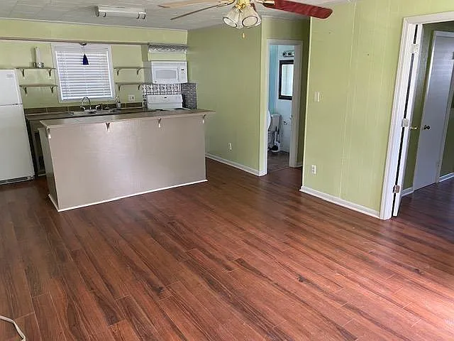 212 Candy Ln — Photo 5