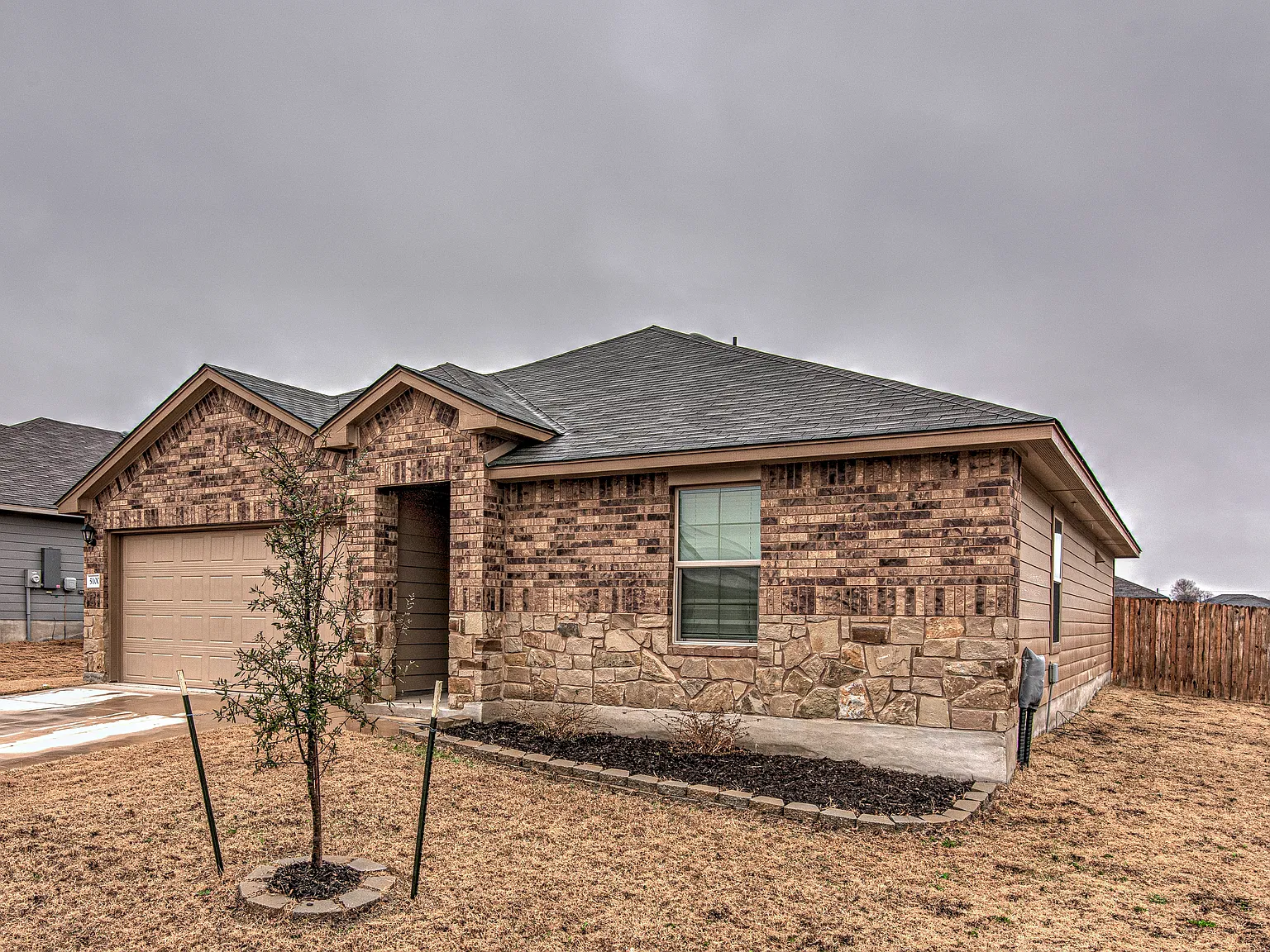 3 bed, 1492 sqft, $1,700 — Photo 2