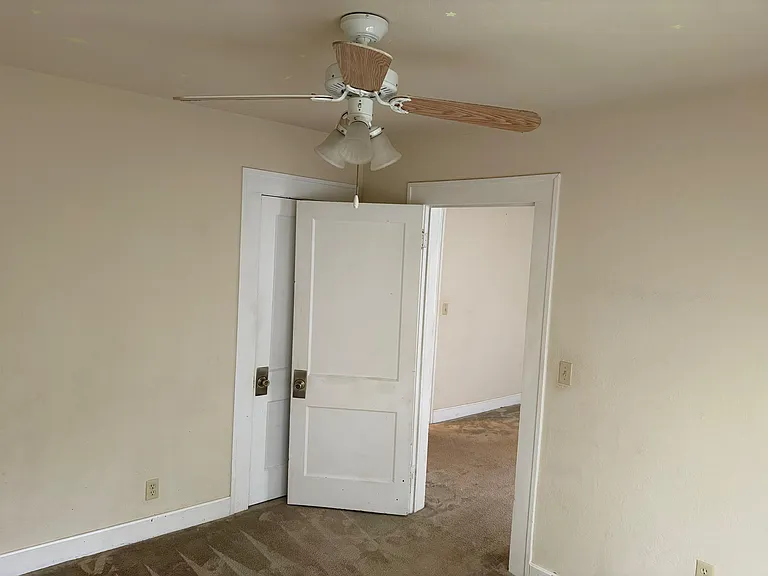 917 SW 5th St — Photo 13