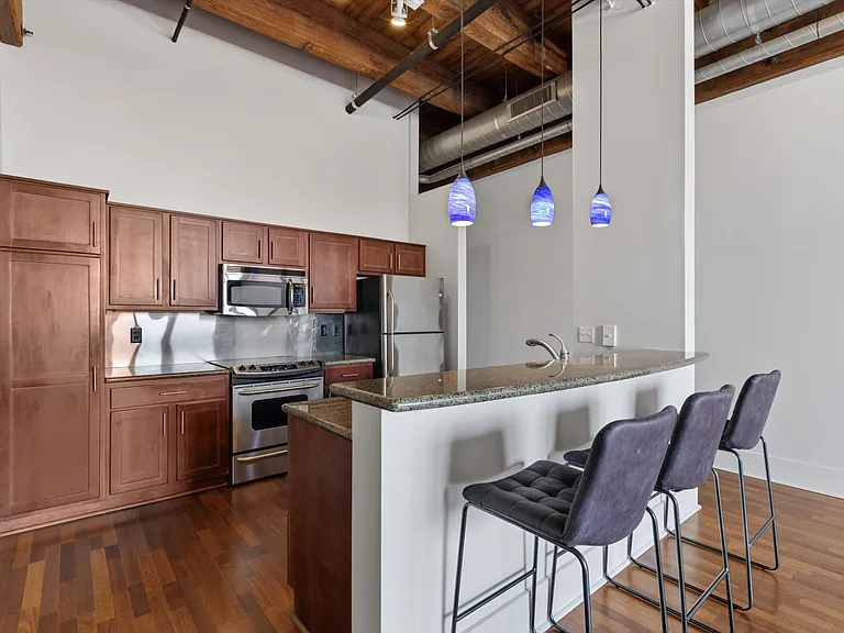 420 S Front St #407 — Photo 7