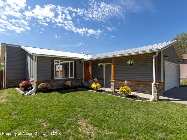 570 Larry Ln, Meeker, CO 81641