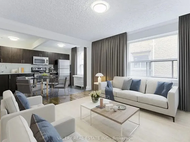 2402 Queen St E #33 — Photo 3