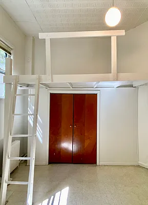 Rented by Brooklyn Heights Real Estate Inc | media 8