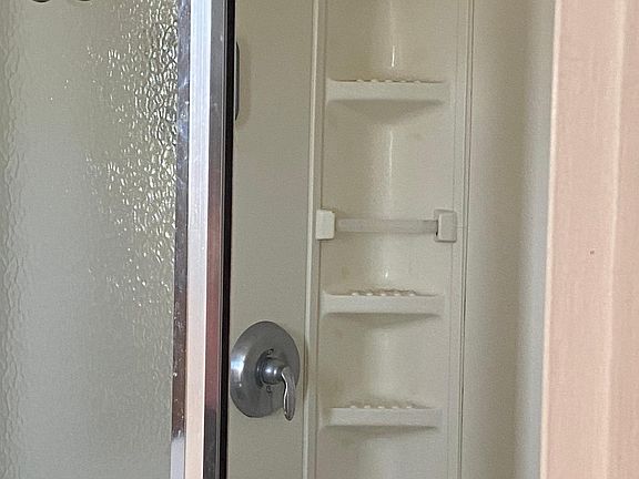 4th image of 155 Country Club Ln #155