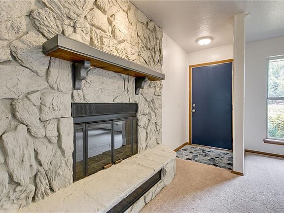 5th image of 4704 Del Porte Dr