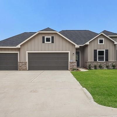 1st image of 25439 Shoreline Dr