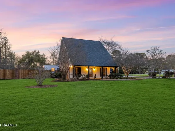 6616 Lindy Ln, New Iberia, LA 70560