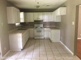 1509 Rebel Dr, Jacksonville, AR 72076