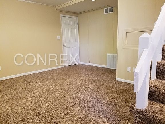 4th image of 419 Jerry Dr