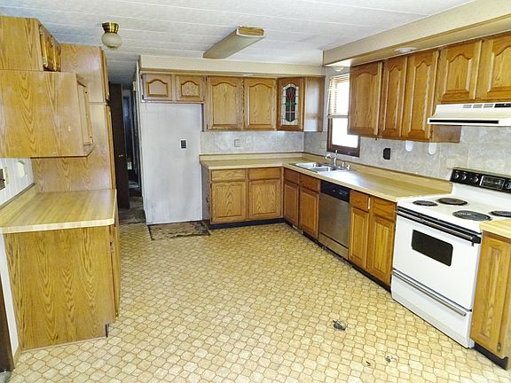 2nd image of 1412 Parkview Dr