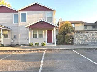 1161 Progress Dr APT B, Medford, OR 97504