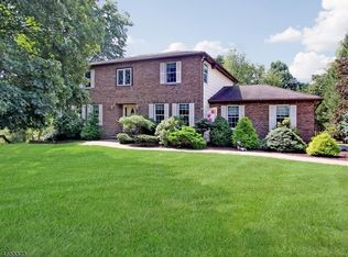 48 Vail Ter, Branchburg, NJ 08876