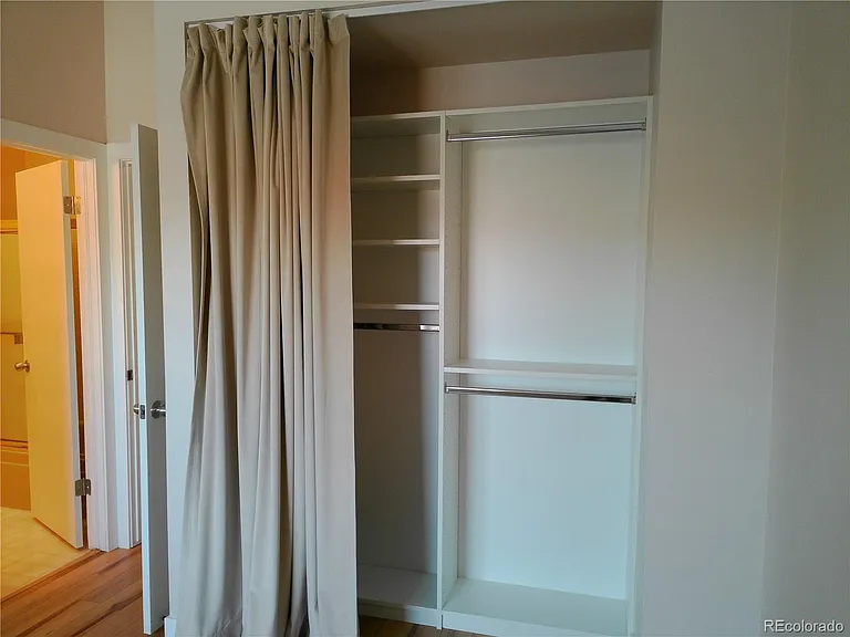 6815 Ravencrest Dr — Photo 19