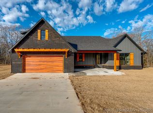 1165 Green Turtle Cir, Ada, OK 74820