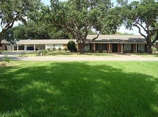 1305 Kelving Way, Wharton, TX 77488