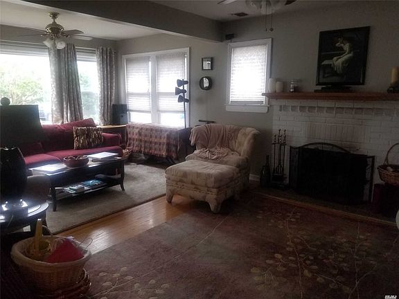 3rd image of 15 Latimer Ct