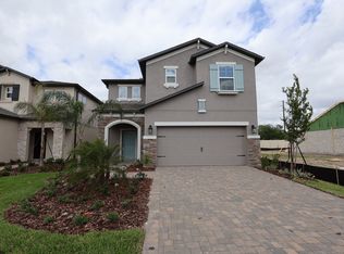 3373 Fall Harvest Dr, Zephyrhills, FL 33540