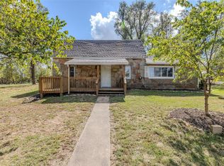 17460 Edison Rd, Lebanon, MO 65536