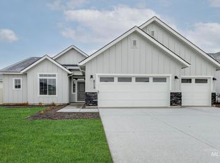8113 E Red Horse St, Nampa, ID 83687