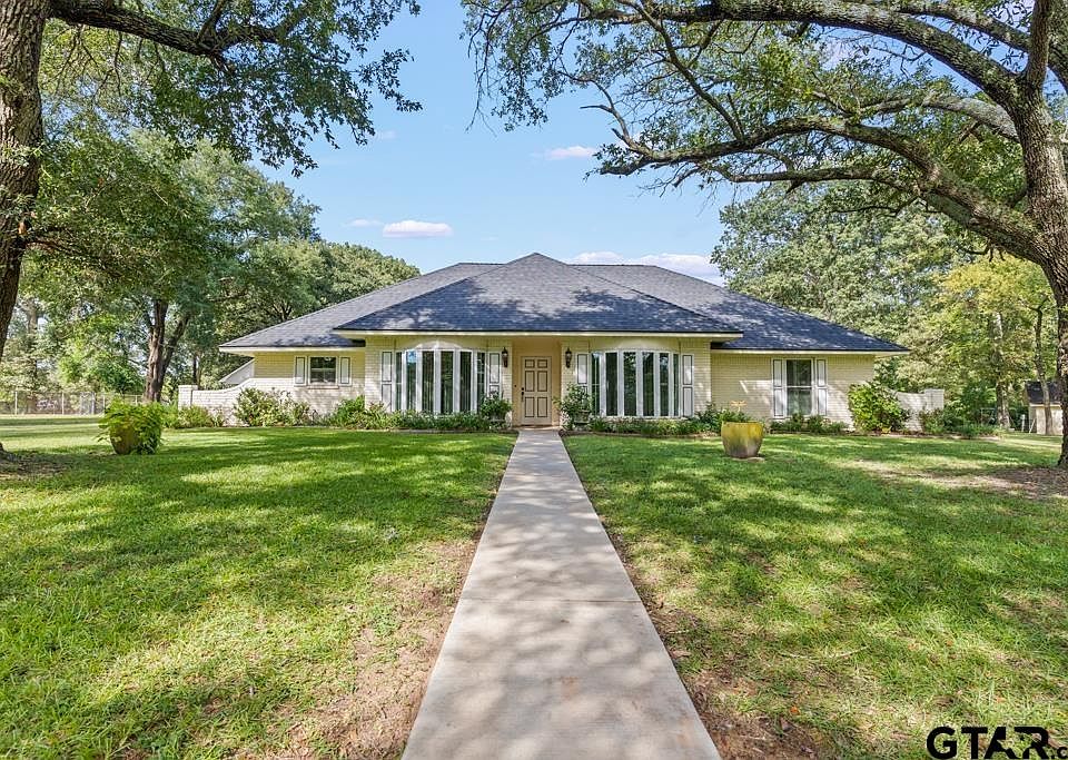 1st image of 503 Pinehill Rd