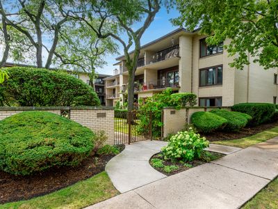 1029 Washington Blvd #102, Oak Park, IL, 60302