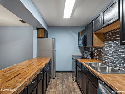 1711 Russian Jack Dr Unit B4, Anchorage, AK, 99508
