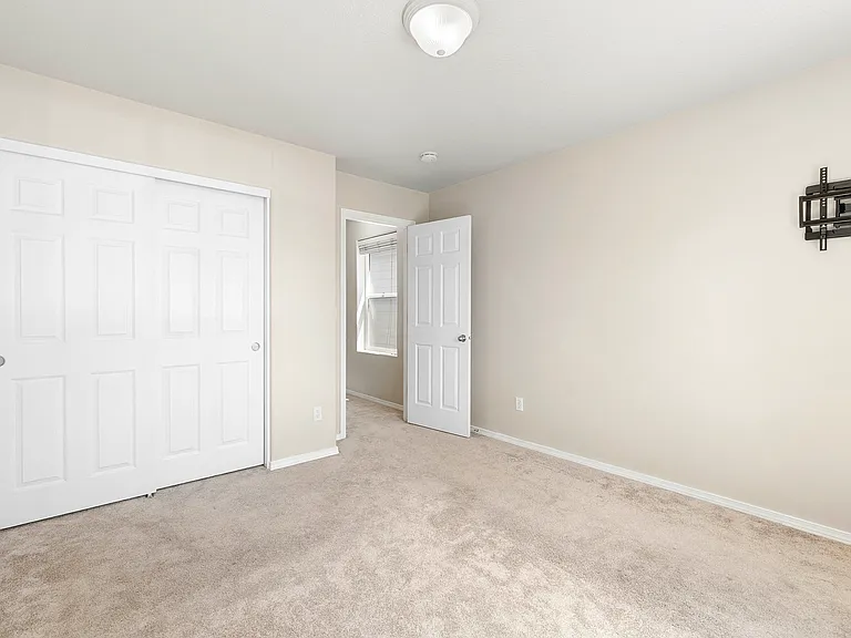 1639 SW Wright Pl — Photo 23