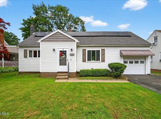 1022 W Claremont Ave, Schenectady, NY 12303