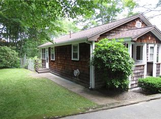 7 Angle St, Manville, RI 02838