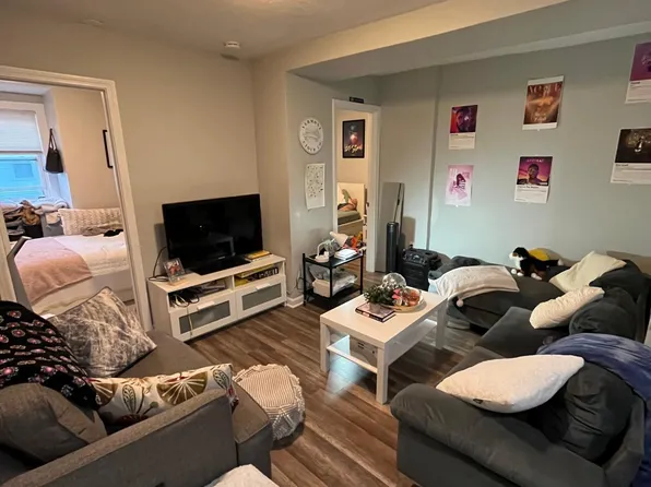 239 E St #2, Boston, MA 02127