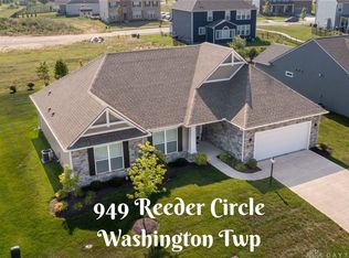 949 Reeder Cir, Dayton, OH 45458