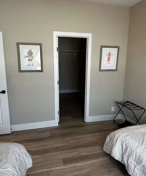 724 N Naples St — Photo 11