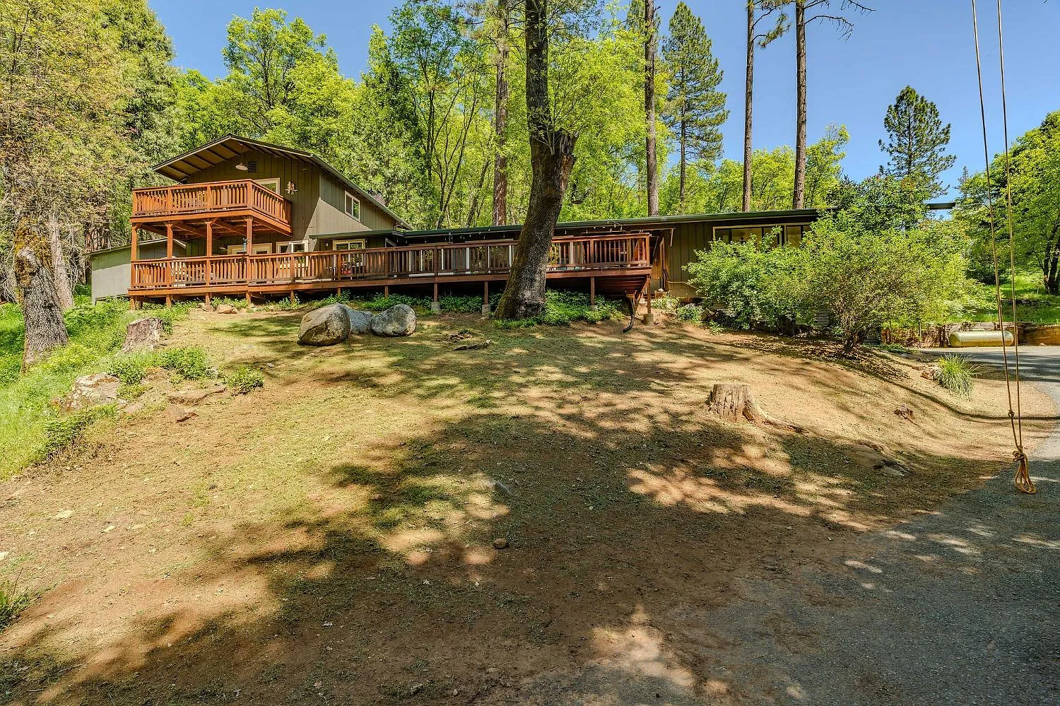 201 Barney Way photo 1