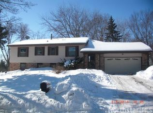 8424 Foothill Rd S, Cottage Grove, MN 55016