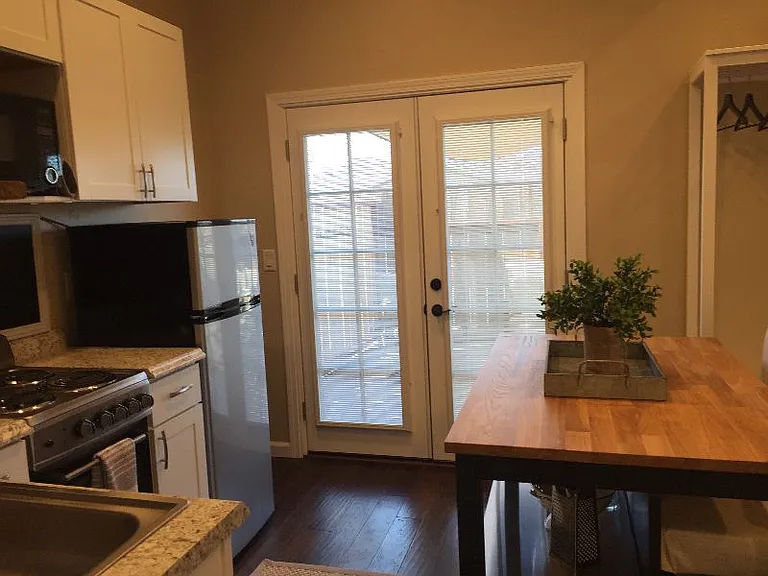 805 Red Cloud Rd #2 — Photo 9