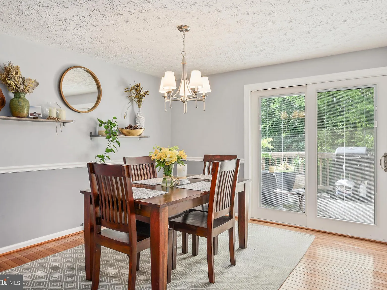 3 bed, 2.5 bath, 1562 sqft, $2,800 — Photo 4