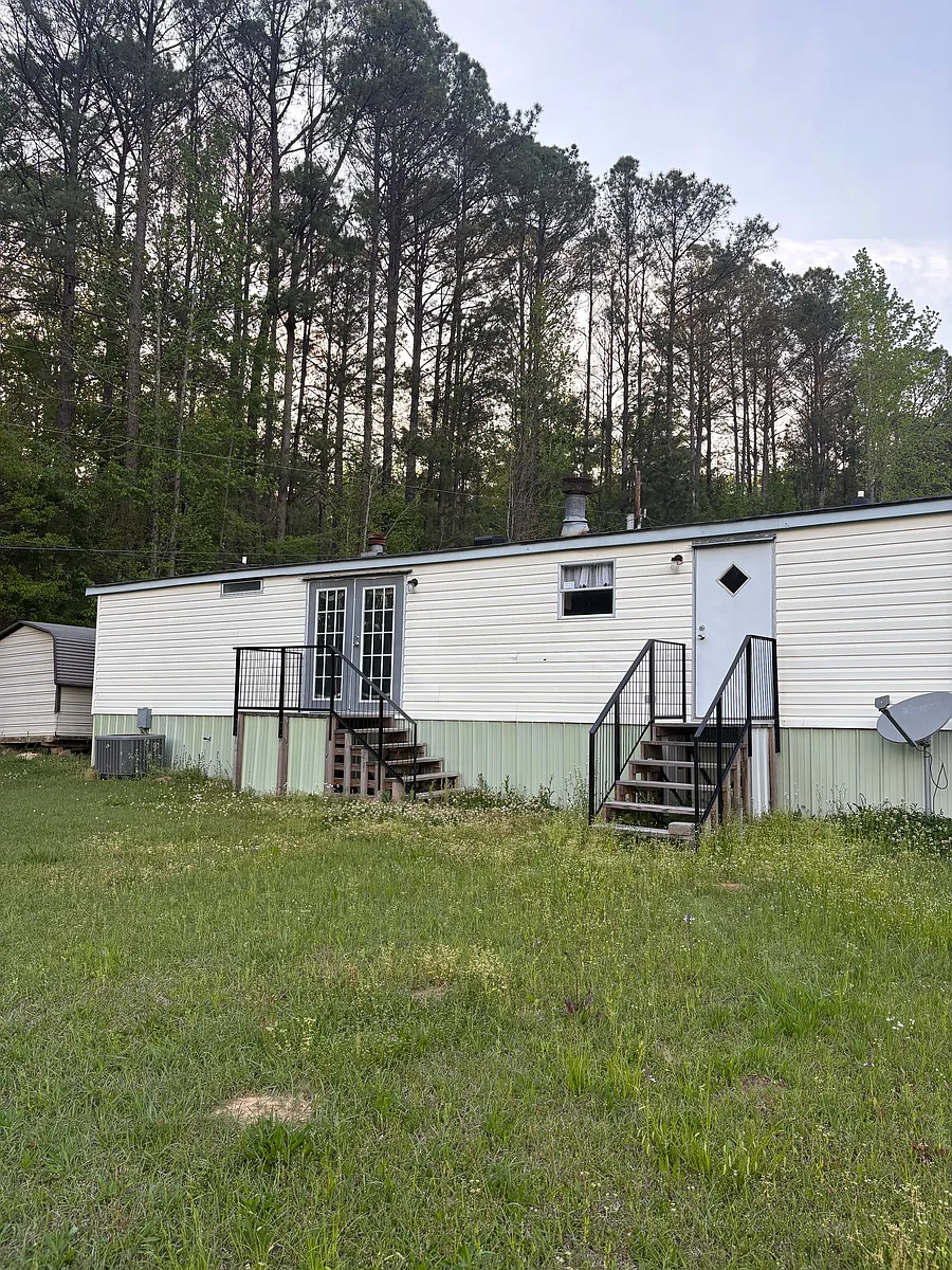 Building Photo - 82 Barbara Jones Dr