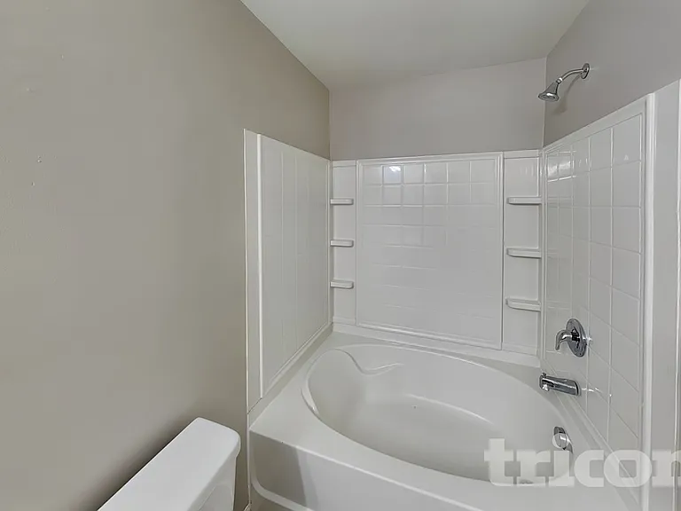 2419 Shad Ct — Photo 12