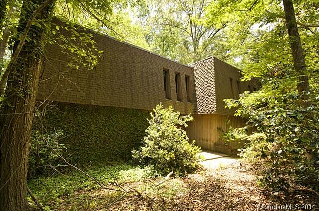 1st image of 6028 Bentway Dr