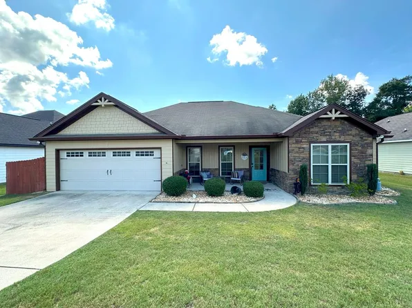 13 Cedarwood Ct, Phenix City, AL 36870