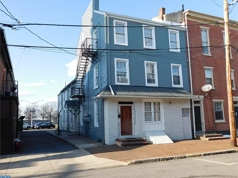 21 E Union St #4 — Photo 7